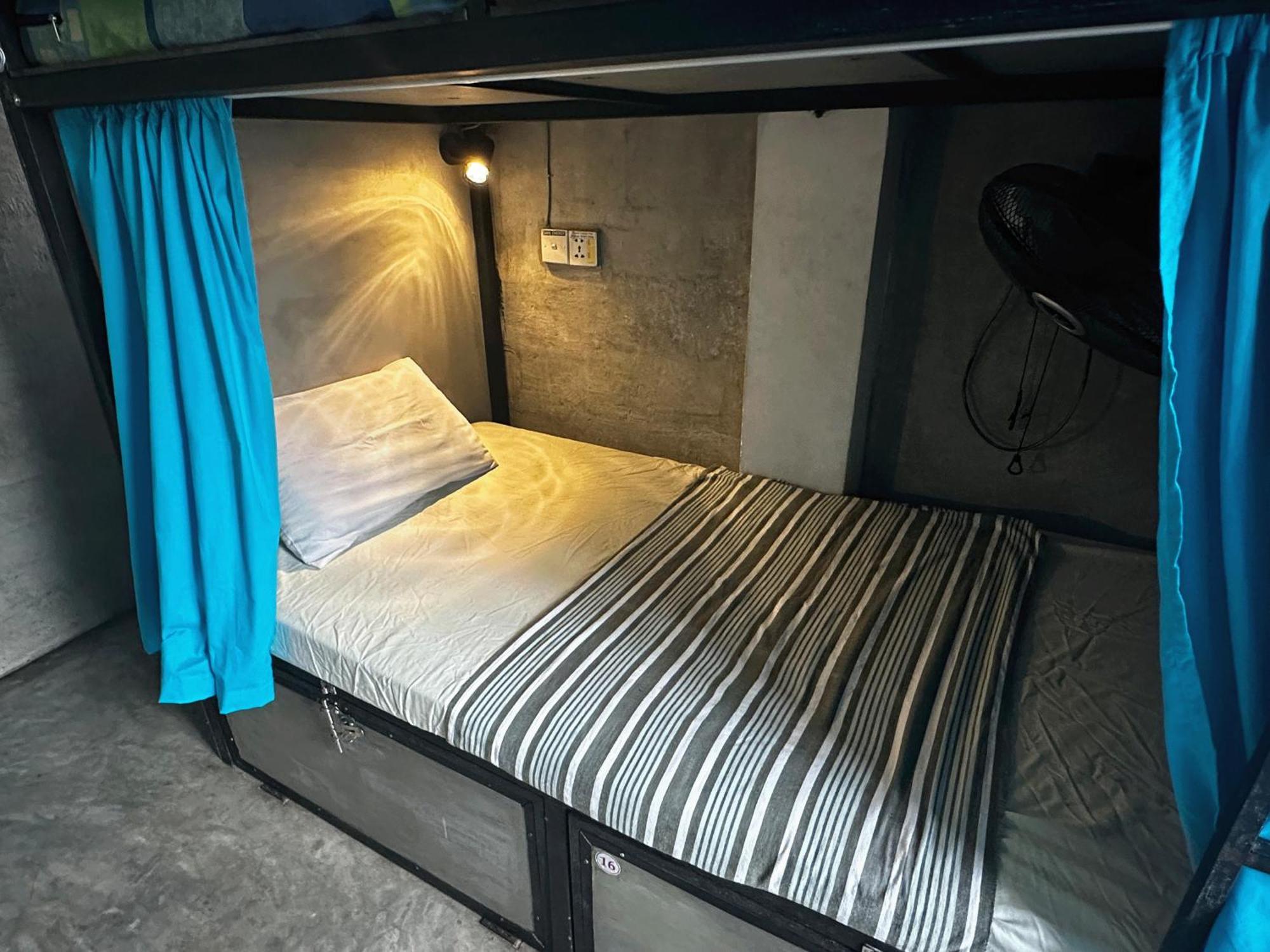 Cycling Backpacker Hostel & Cafe Унаватуна Екстер'єр фото