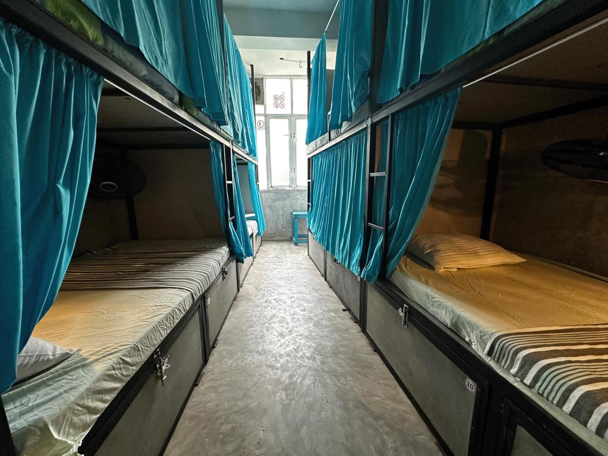 Cycling Backpacker Hostel & Cafe Унаватуна Екстер'єр фото